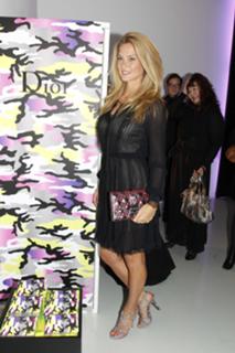 Bar Refaeli feet photo thumbnail