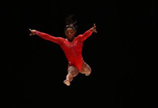 Simone Biles feet photo thumbnail