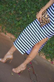 Cláudia Citroni feet photo thumbnail