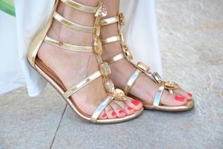 Cláudia Citroni feet photo thumbnail