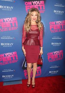Thalía feet photo thumbnail