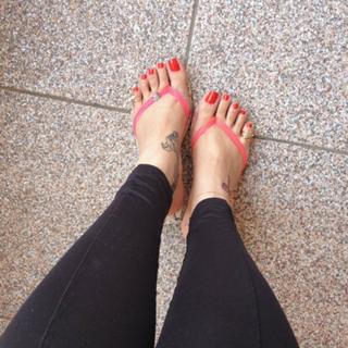 Jaqueline Mello feet photo thumbnail