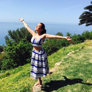 Adrienne Houghton feet photo thumbnail