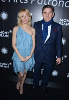 Sienna Miller feet photo thumbnail