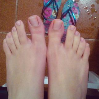Isa Pes feet photo 1