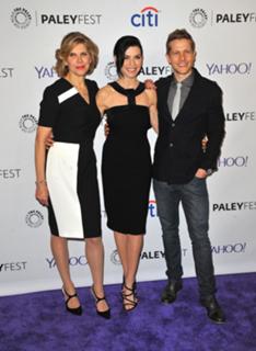 Julianna Margulies feet photo thumbnail