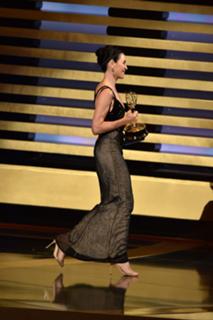 Julianna Margulies feet photo thumbnail