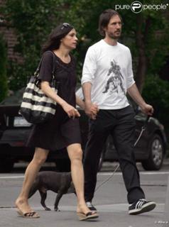 Famke Janssen feet photo thumbnail