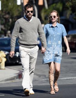 Diane Kruger feet photo thumbnail