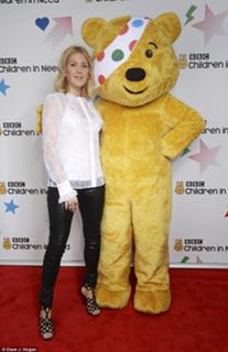 Ellie Goulding feet photo thumbnail