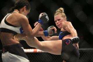 Holly Holm feet photo thumbnail