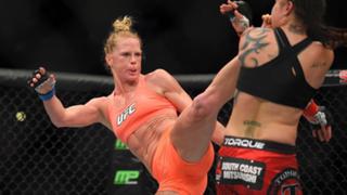 Holly Holm feet photo thumbnail
