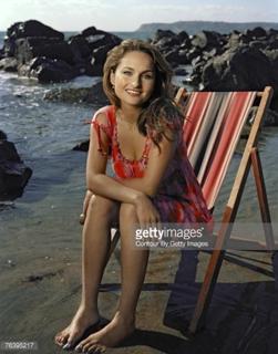 Giada De Laurentiis feet photo thumbnail