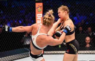 Holly Holm feet photo thumbnail