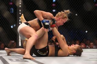 Ronda Rousey feet photo thumbnail