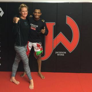 Holly Holm feet photo thumbnail