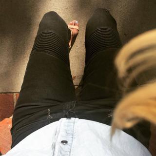 Mollie King feet photo thumbnail