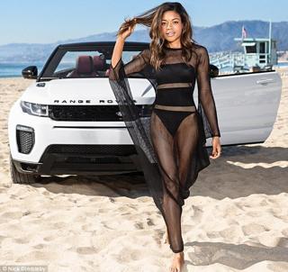 Naomie Harris feet photo thumbnail