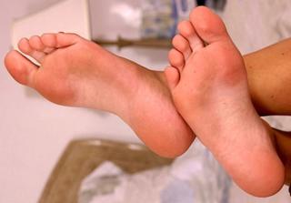 Christina Model feet photo thumbnail