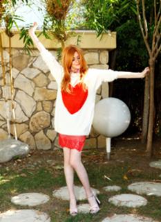 Katherine McNamara feet photo thumbnail