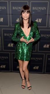Selma Blair feet photo thumbnail