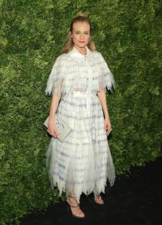 Diane Kruger feet photo thumbnail