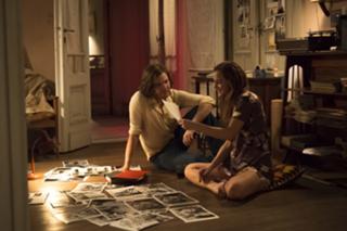 Emma Watson feet photo thumbnail