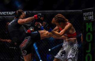 Michelle Waterson feet photo thumbnail