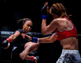 Michelle Waterson feet photo thumbnail