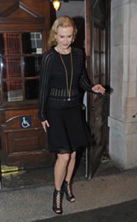 Nicole Kidman feet photo thumbnail