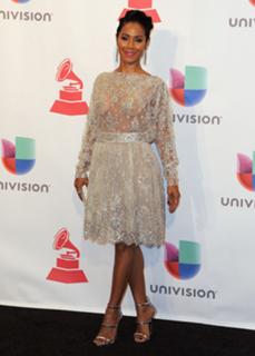 Jada Pinkett Smith feet photo thumbnail