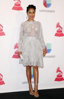 Jada Pinkett Smith feet photo thumbnail