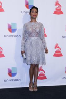 Jada Pinkett Smith feet photo thumbnail