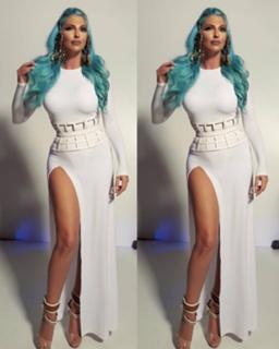 Jelena Karleusa feet photo thumbnail
