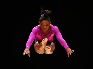 Simone Biles feet photo thumbnail