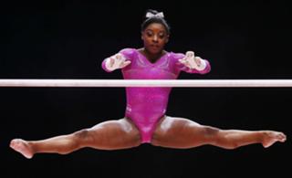 Simone Biles feet photo thumbnail
