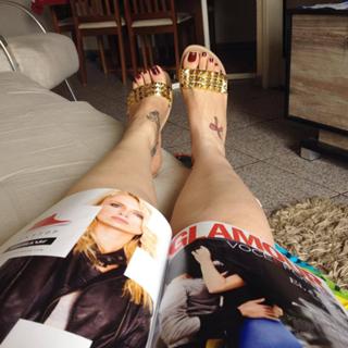 Jaqueline Mello feet photo thumbnail