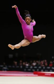 Simone Biles feet photo thumbnail