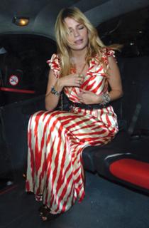 Mischa Barton feet photo thumbnail