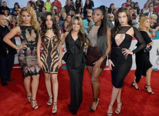 Camila Cabello feet photo thumbnail