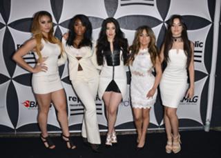 Camila Cabello feet photo thumbnail