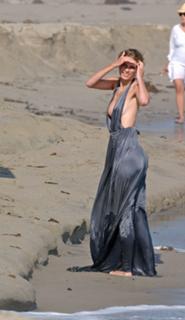 Mischa Barton feet photo thumbnail