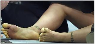 Ronda Rousey feet photo thumbnail
