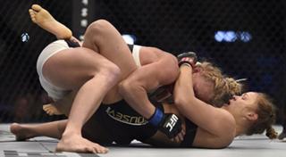 Ronda Rousey feet photo thumbnail