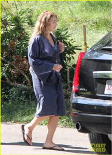 Kate Winslet feet photo thumbnail