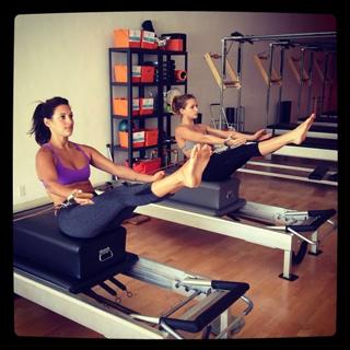 Shantel VanSanten feet photo thumbnail