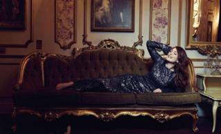Julianne Moore feet photo thumbnail