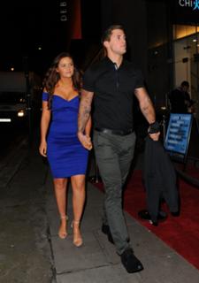 Jacqueline Jossa feet photo thumbnail
