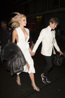 Pixie Lott feet photo thumbnail