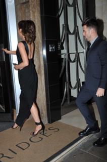 Kate Beckinsale feet photo thumbnail
